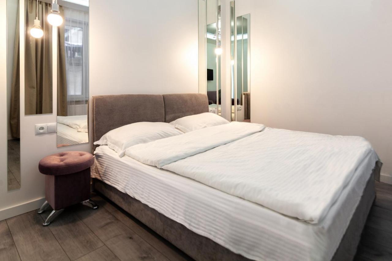 Leogrand On B Khmelnytskogo 27a * Львів