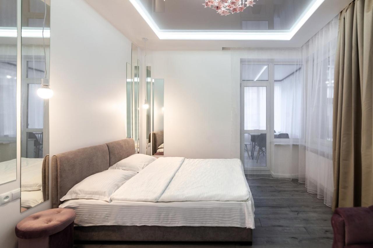 Leogrand On B Khmelnytskogo 27a 利沃夫